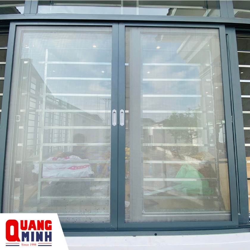cửa lùa lắp tại cửa sổ