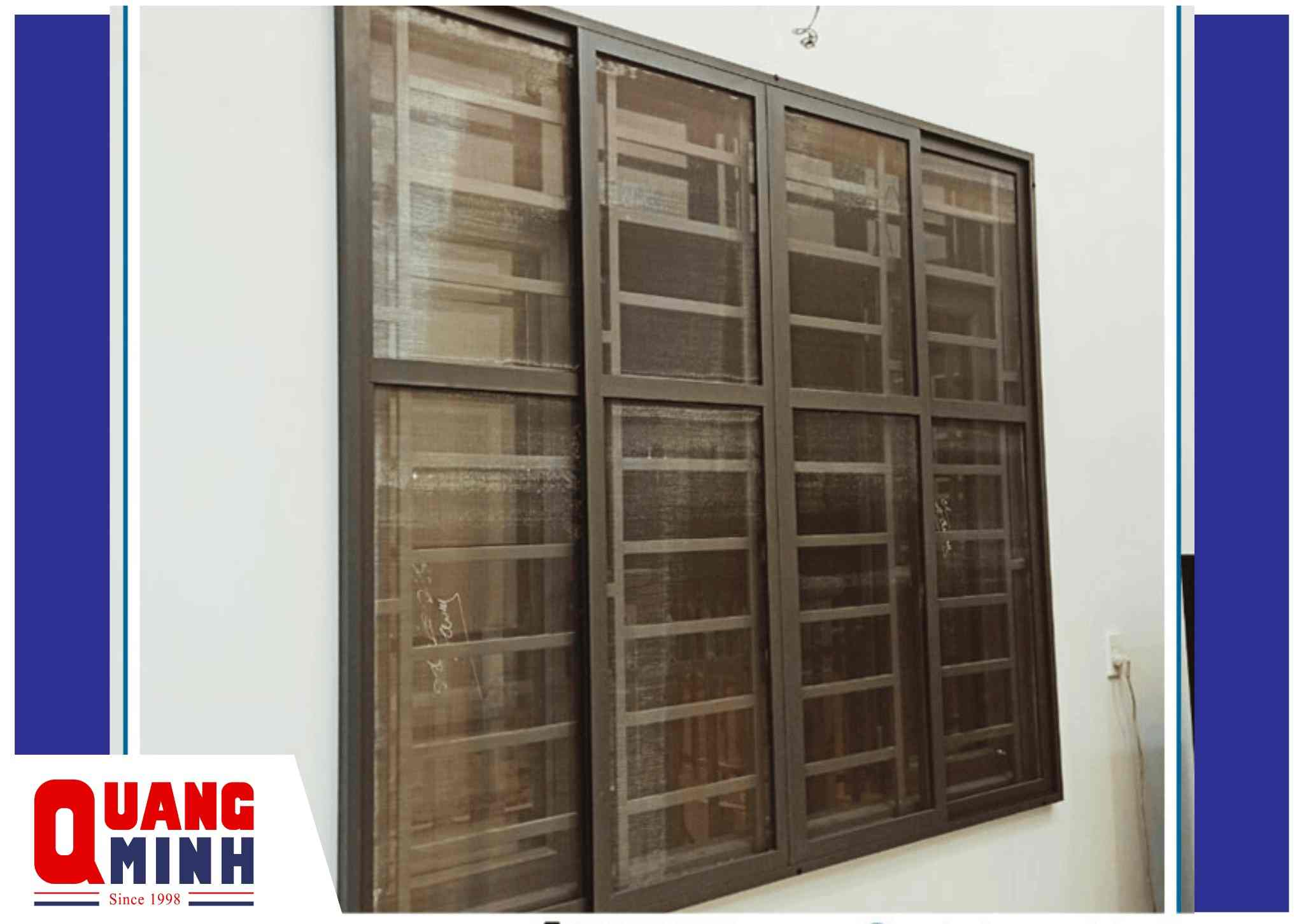 Cửa lưới inox lắp đặt tại cửa sổ