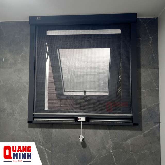 Sản phẩm Cửa lưới chống muỗi tự cuốn dọc Quang Minh