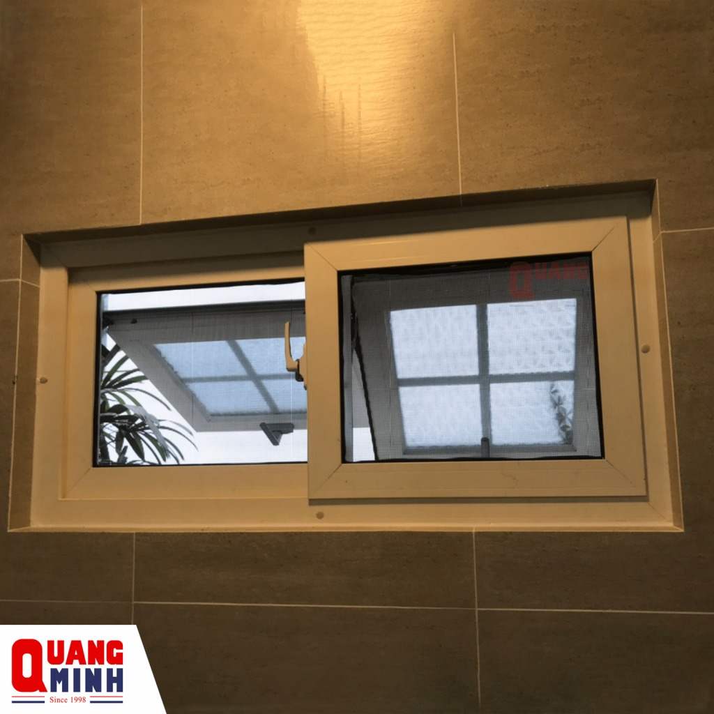 Cửa lưới chống muỗi hệ lùa lắp cửa sổ trong nhà vệ sinh